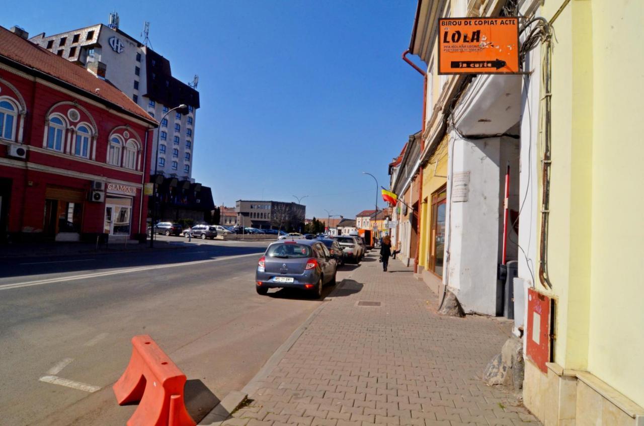 Apartament 8 Central Targu Mures Ngoại thất bức ảnh