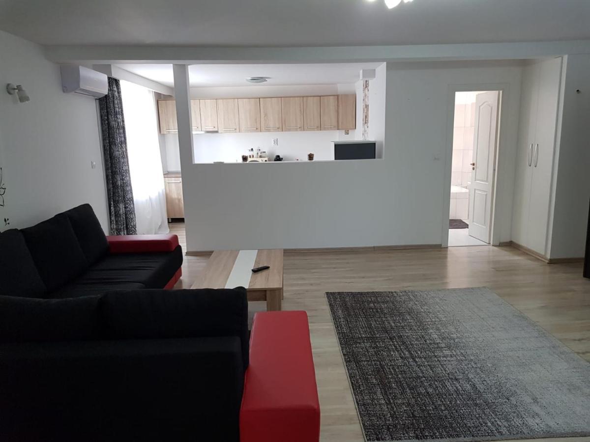 Apartament 8 Central Targu Mures Ngoại thất bức ảnh